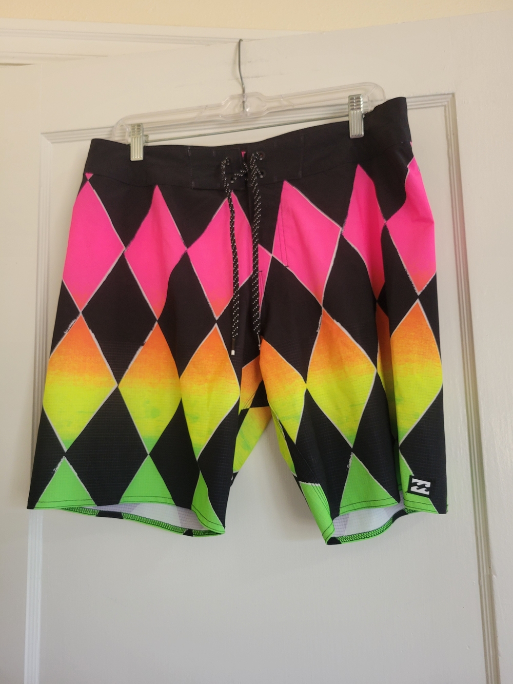 BILLABONG swim board shorts trunks sz 32 mid length pink yellow black